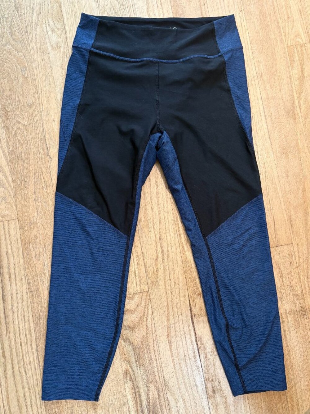 Outdoor Voices Medium Leggings